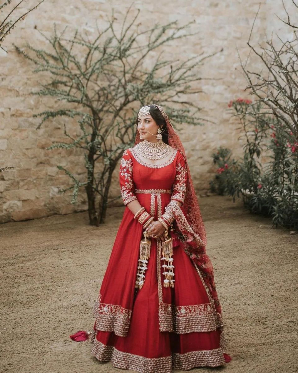 Vaishnavi Andhale shows you how to rock the wedding season look
