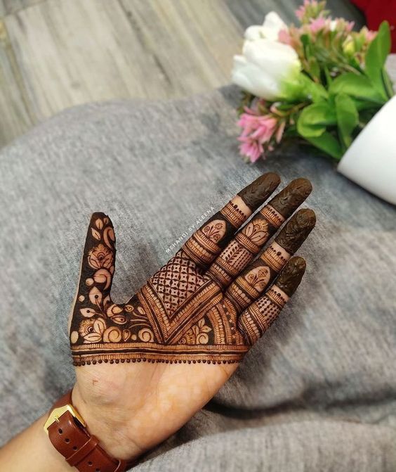 Simple Mehndi Designs For Boys Hands In 2023-24 | FashionEven