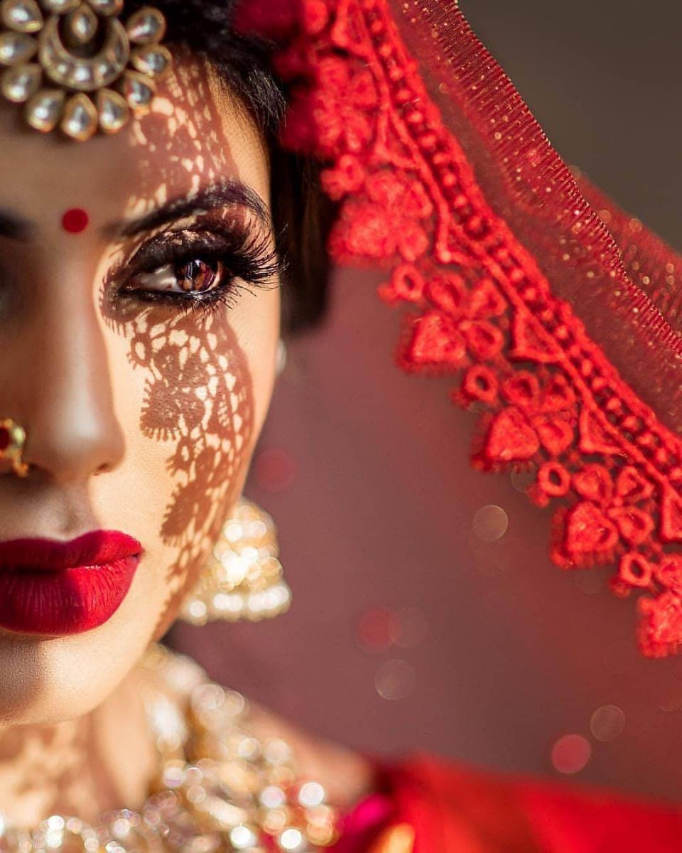 Hide face selfie poses ideas for brides - YouTube