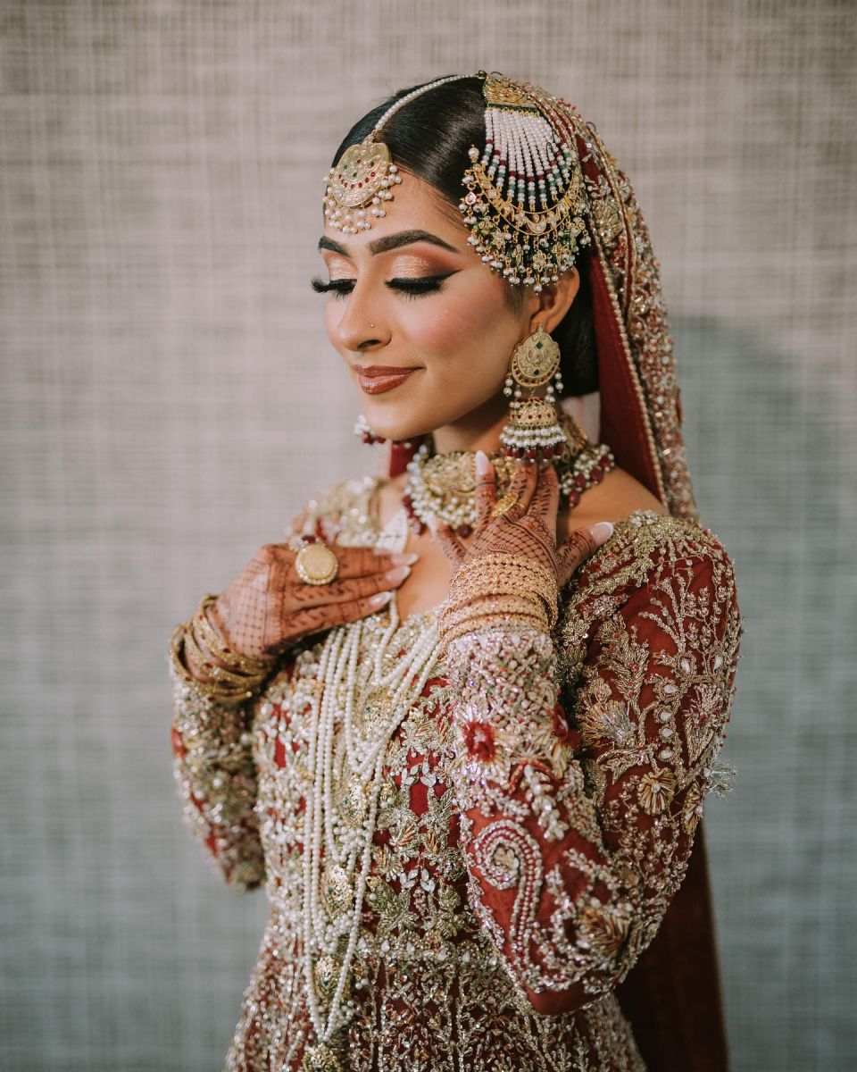 Bridal Makeup Tips - Best Tips for Bridal Makeup - Best Skincare Tips |  Vogue India | Vogue India