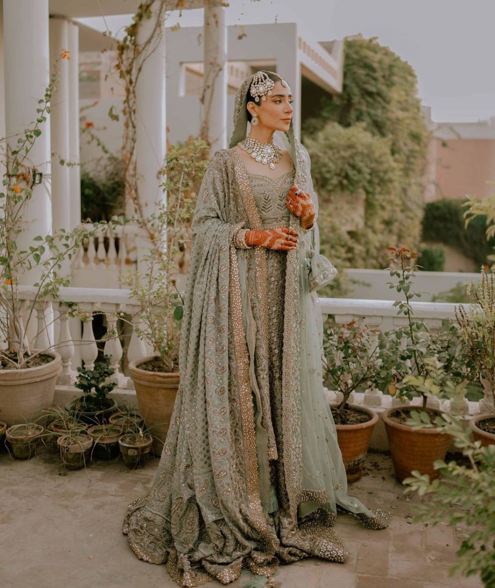Pakistani Wedding - Golden Sundance Embellished Lehenga n Blouse